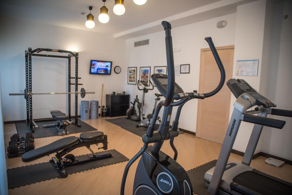 Corvetto Residence Porto Di Mare Милано Екстериор снимка