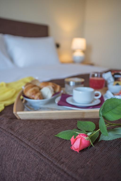 Corvetto Residence Porto Di Mare Милано Екстериор снимка