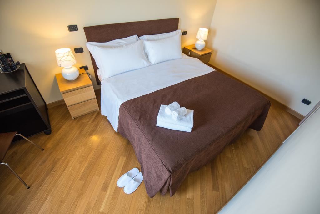 Corvetto Residence Porto Di Mare Милано Екстериор снимка