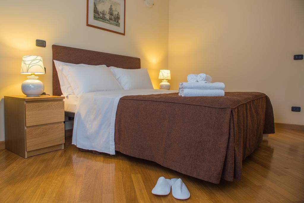 Corvetto Residence Porto Di Mare Милано Екстериор снимка